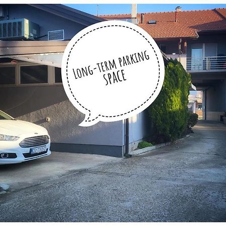 Apartment Anna - Free Pickup From Or Dropoff To Zagreb Airport At Any Time, Please Give Three Days Advance Notice - Long-Term Parking With Airport Transport Possibility Velika Gorica Εξωτερικό φωτογραφία
